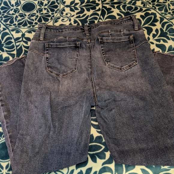 Hot Topic Jeans - Picture 3 of 4